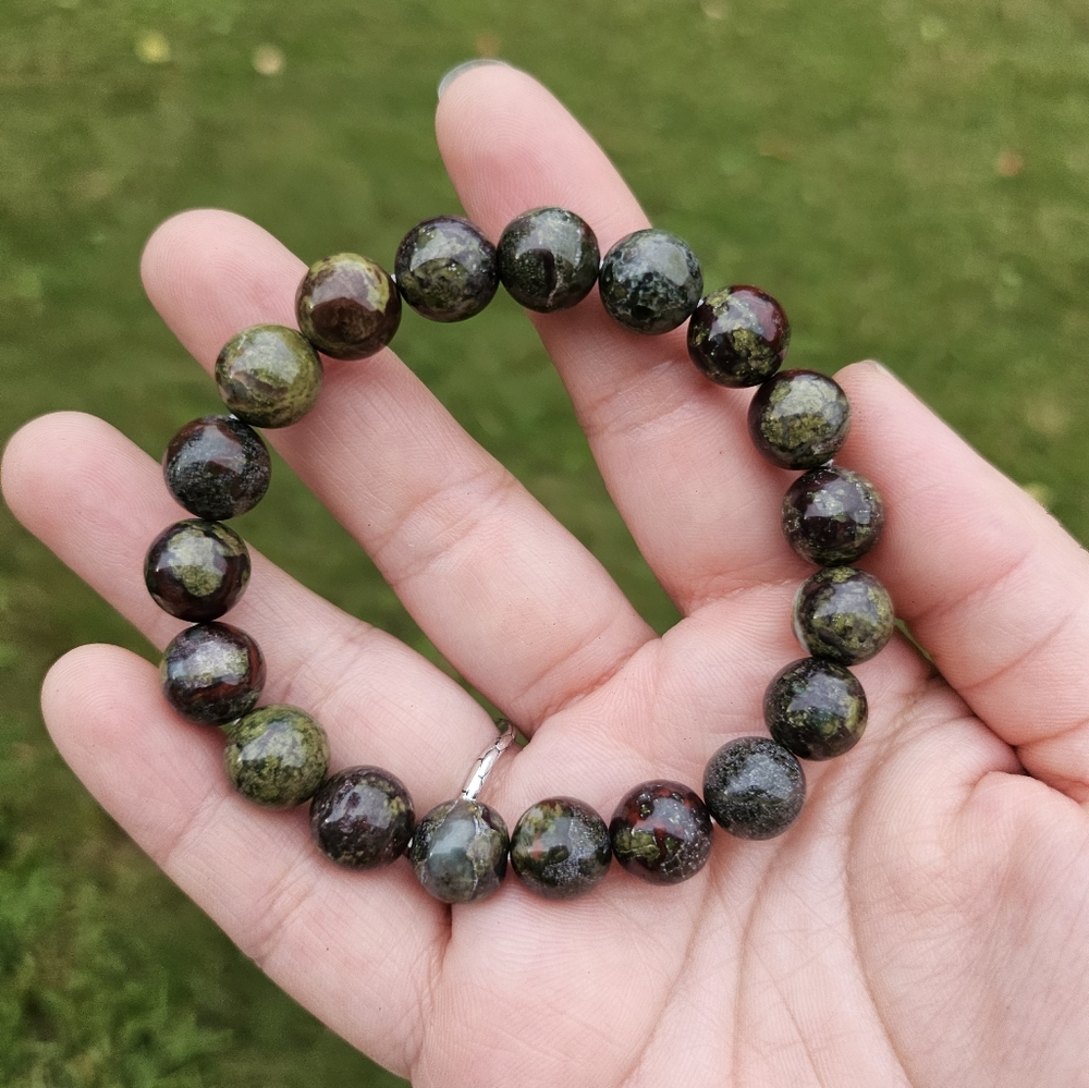 10mm dragon blood bracelet